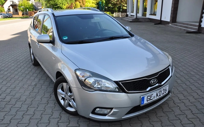 Kia Ceed cena 24900 przebieg: 165000, rok produkcji 2012 z Okonek małe 781